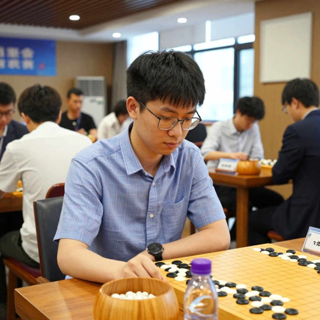 Elon Musk thách thức Chess.com: AI có thể giải quyết cờ vua?