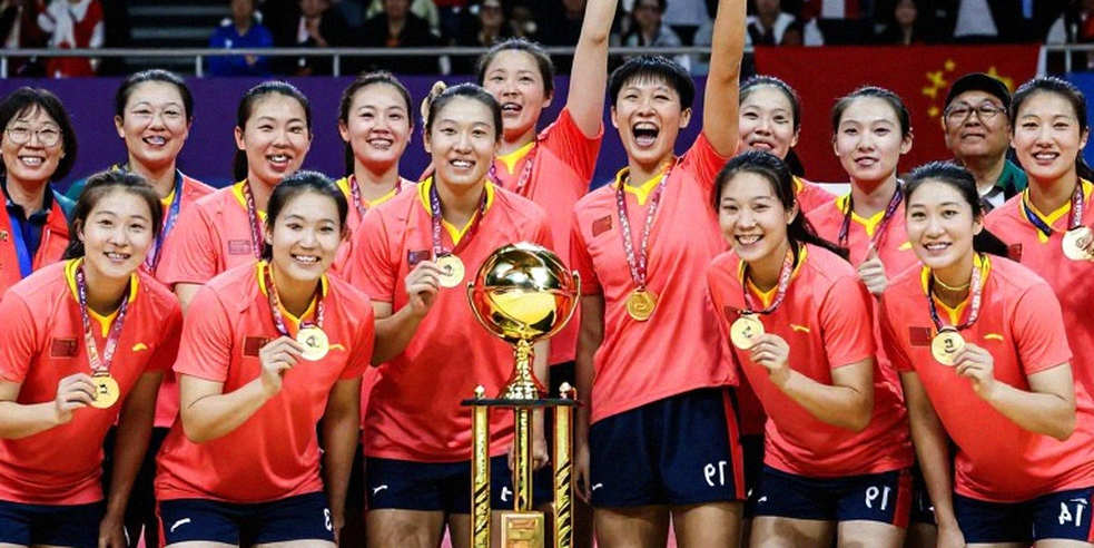 Chung kết MLSC Bekasi: bốn chức vô địch, một phát ngôn không tồn tại và câu hỏi ai trả tiền cho bóng đá nữ 10 tuổi