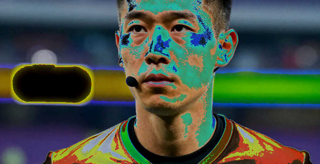 AFA dừng trận đấu ở phút 10 để vỗ tay vinh danh Messi sau khi anh giã từ đội tuyển
