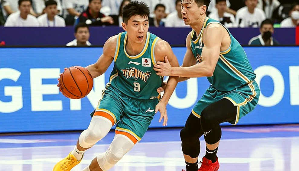 Thomas Walkup rời Olympiacos sau 5 năm vô địch: Dubai Basketball chi 9,6 triệu USD cho thương vụ ba bên