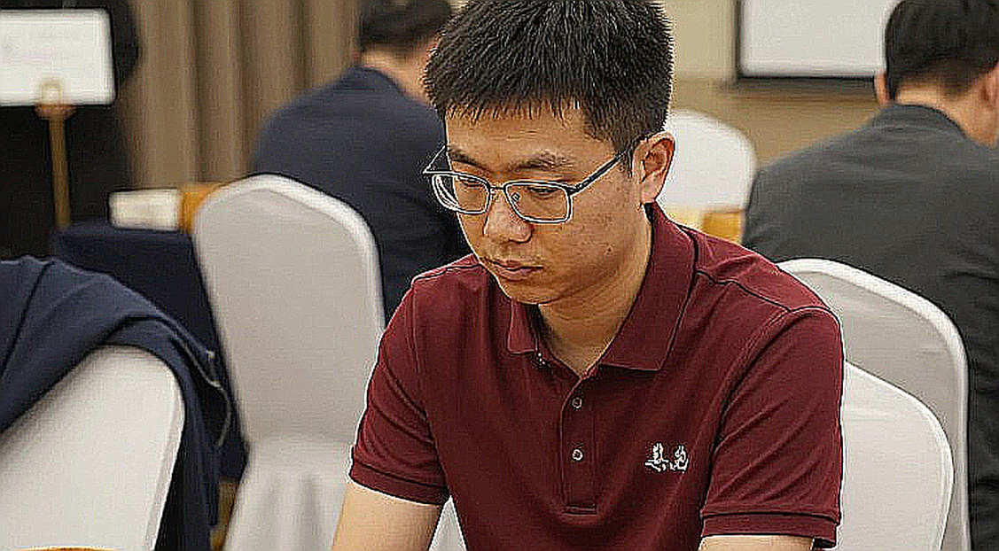Khi Esports Việt Nam Học Cách Nói "Không Đủ Dữ Liệu"
