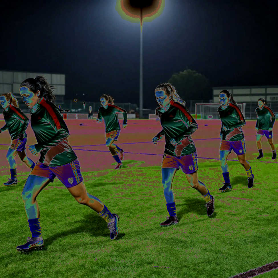 Giải mã kỳ chuyển nhượng V.League: Dòng tiền thật phía sau những bản hợp đồng