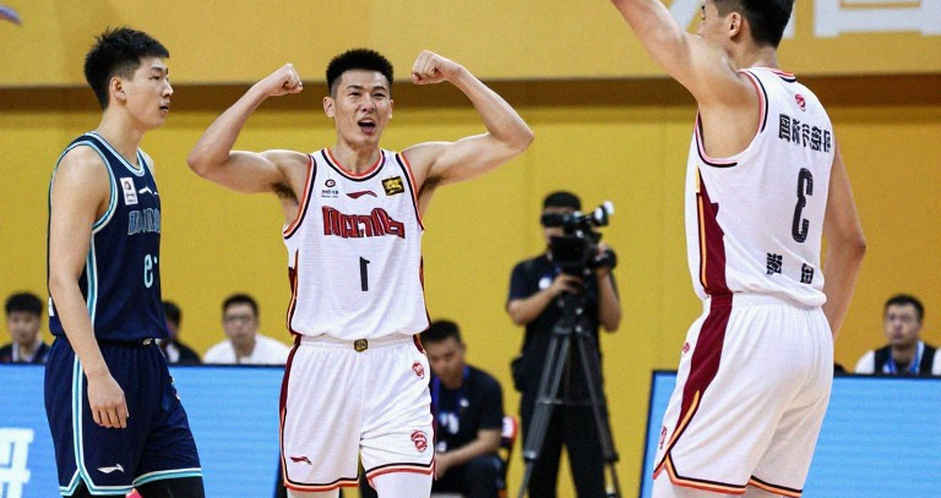 Miikka Muurinen: Từ 'năm quên lãng' ở Partizan đến khởi đầu mới tại Arkansas cùng Calipari