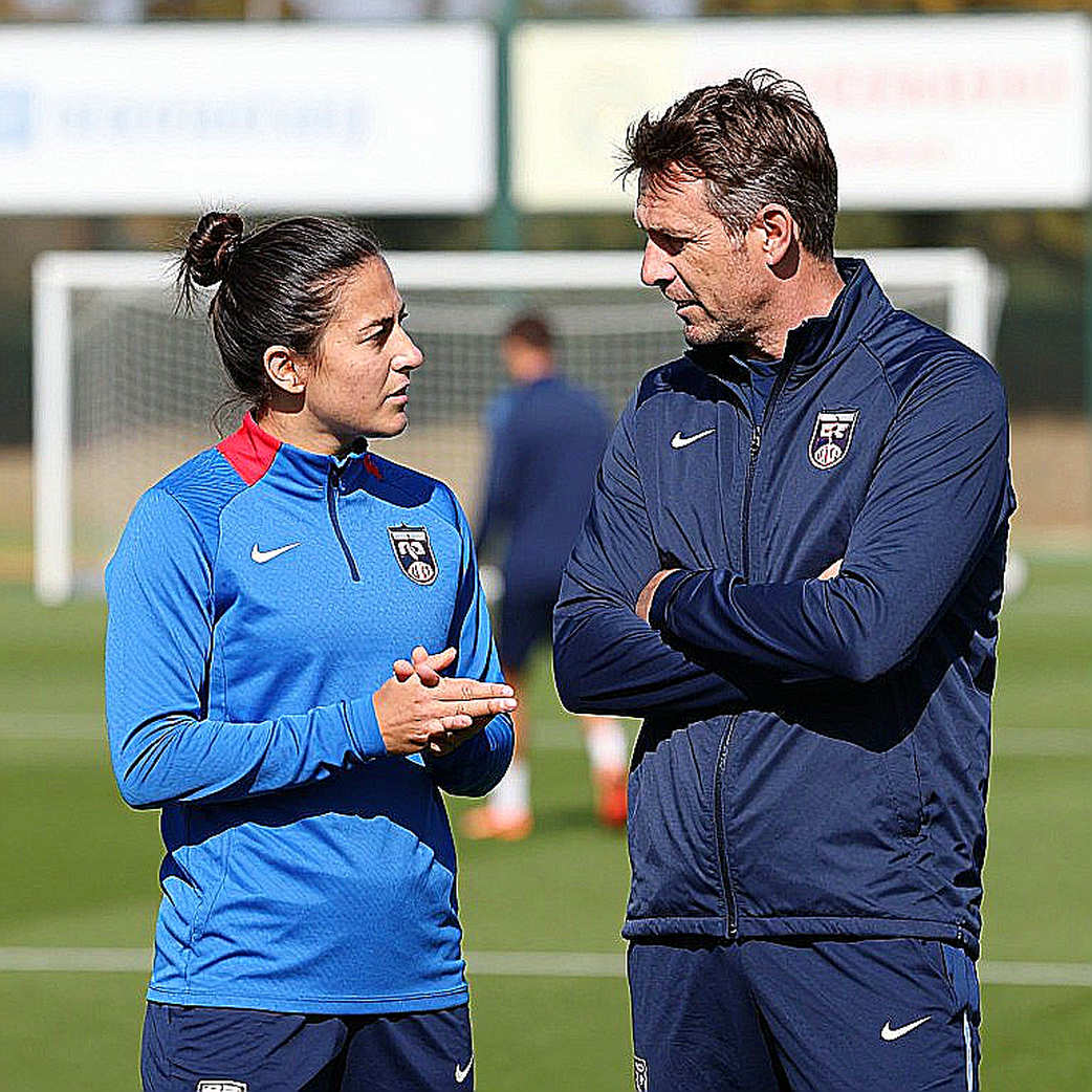 Sáu phút định mệnh của Giuliano Simeone ở derby Madrid