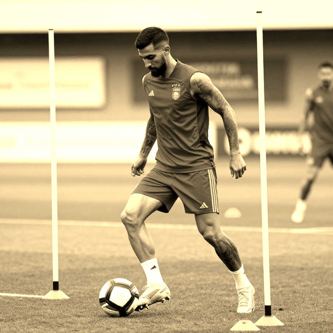 Từ bài học Lev Yashin đến ngôi vương Đông Nam Á: Hành trình truyền nhân bóng đá Nga tại Việt Nam Từ bài học Lev Yashin đến ngôi vương Đông Nam Á: Hành trình truyền nhân bóng đá Nga tại Việt Nam