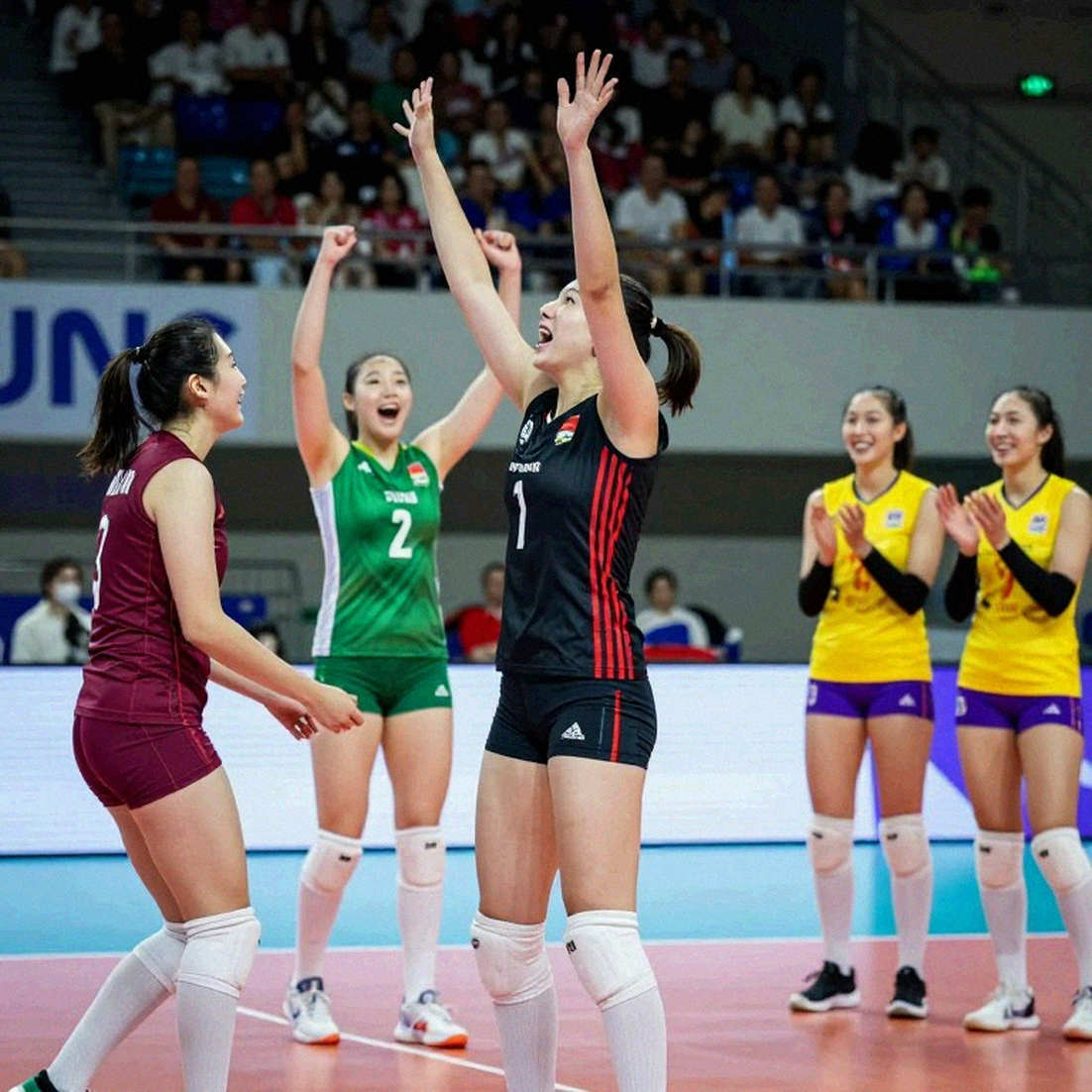 Modena Futures: Đẳng cấp Elite16 của Gottardi/Orsi Toth và bài toán 'trần nhà' của cặp đôi Hà Lan Modena Futures: Đẳng cấp Elite16 của Gottardi/Orsi Toth và bài toán 'trần nhà' của cặp đôi Hà Lan