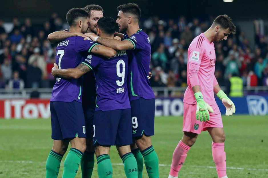 Bayern Munich Slips from Top After Schalke Draw: The Early Pulse of Bundesliga 2026-27