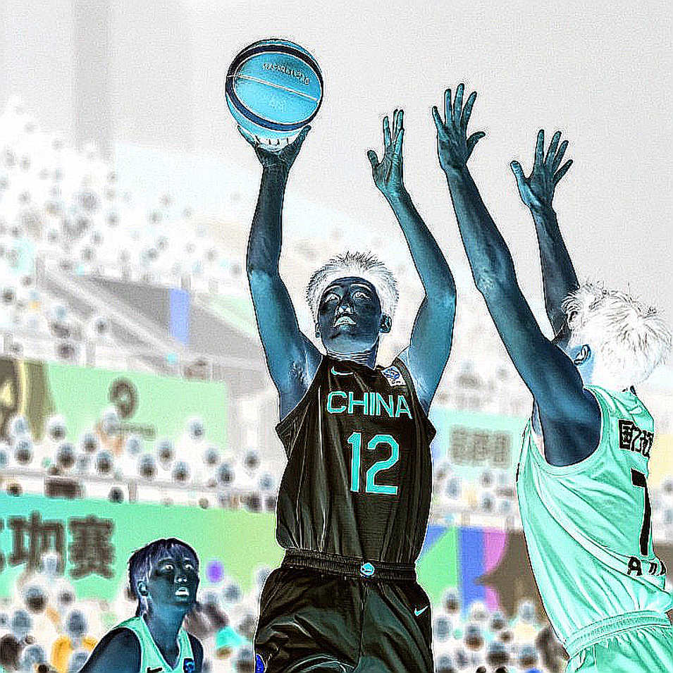 Babadi chọn Het Kasteel: Khi PSV định giá một cầu thủ học viện bằng quyền chọn Babadi chọn Het Kasteel: Khi PSV định giá một cầu thủ học viện bằng quyền chọn
