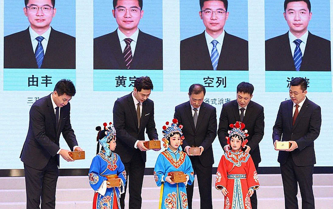 9...a5: Lựa chọn lặng lẽ của người chơi Vua Hậu Ấn Độ trước đòn b4 của trắng