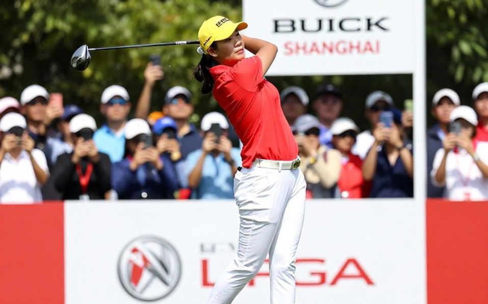 Tiger Woods nhận án phạt: 5 năm cấm lái xe vì lái xe ẩu, tương lai sân cỏ càng thêm mù mịt Tiger Woods nhận án phạt: 5 năm cấm lái xe vì lái xe ẩu, tương lai sân cỏ càng thêm mù mịt